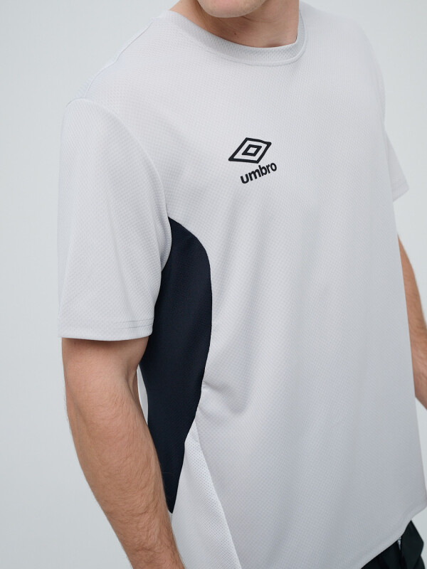 REMERA VANT Umbro Hombre 005