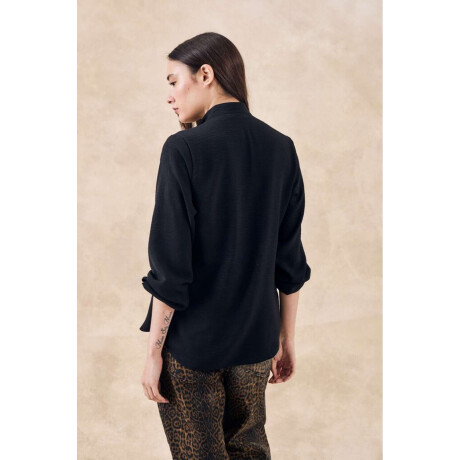 Blusa Cuello Mao Negro
