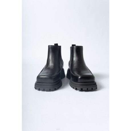 Bota Ruma Black
