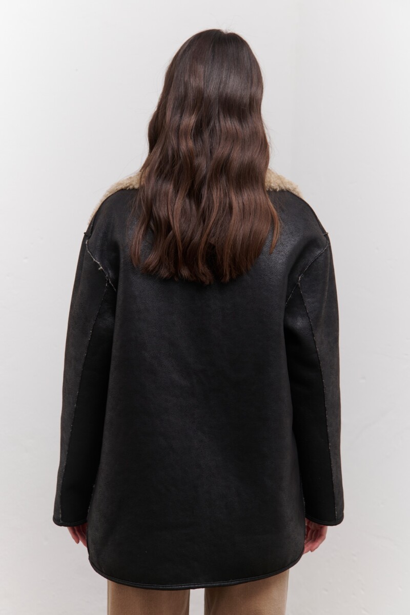 CAMPERA CORDERITO NEGRO