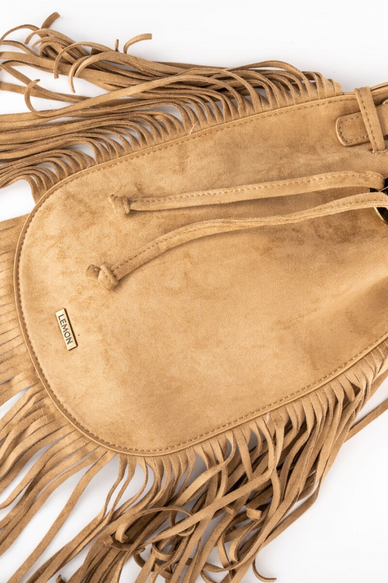 Cartera Flecos Gamuza Vegana Camel