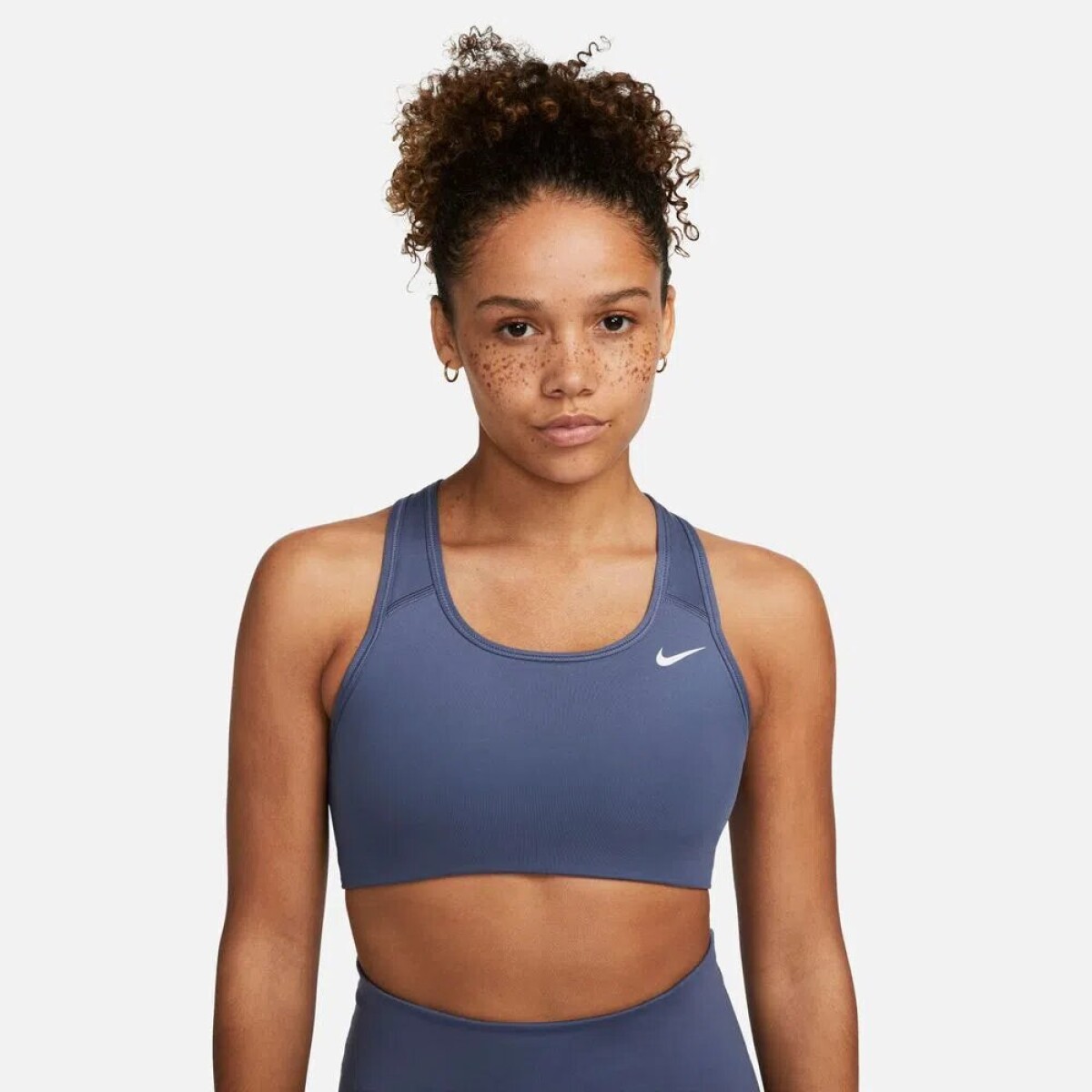 Top Nike Swoosh - Top Nike Dri-fit Swoosh Mujer — La Cancha
