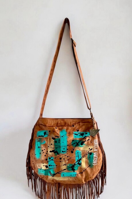 Cartera ODINA Línea Ottenta Con Flecos Terra Con Arte Turquesa