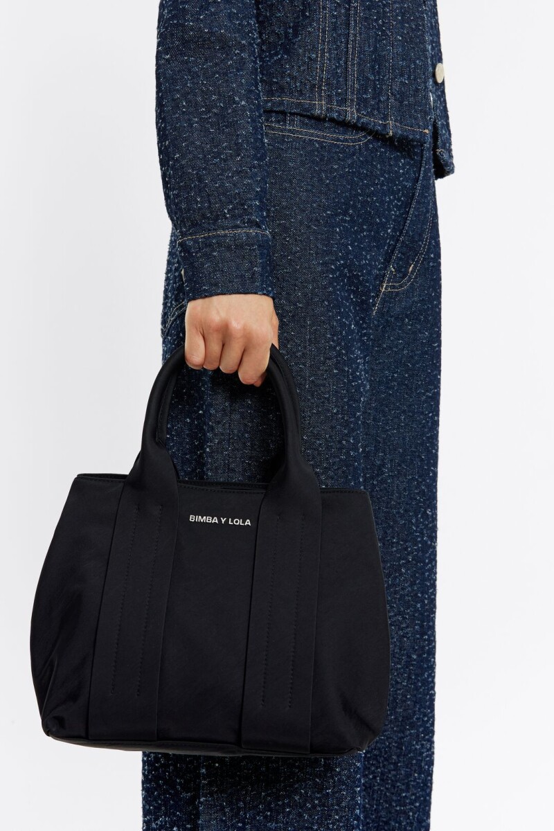 BOLSO DE MANO MEDIANO NYLON Negro