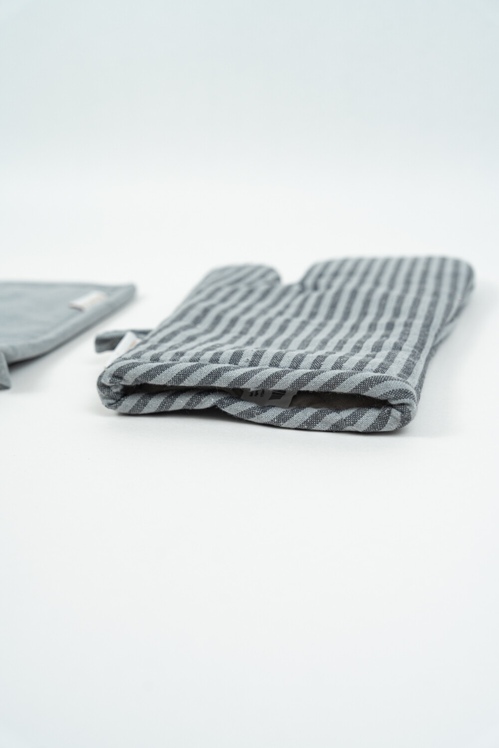 Set Mirra Manopla Y Agarradera Gris