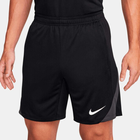 Short Nike Strike de Hombre Negro