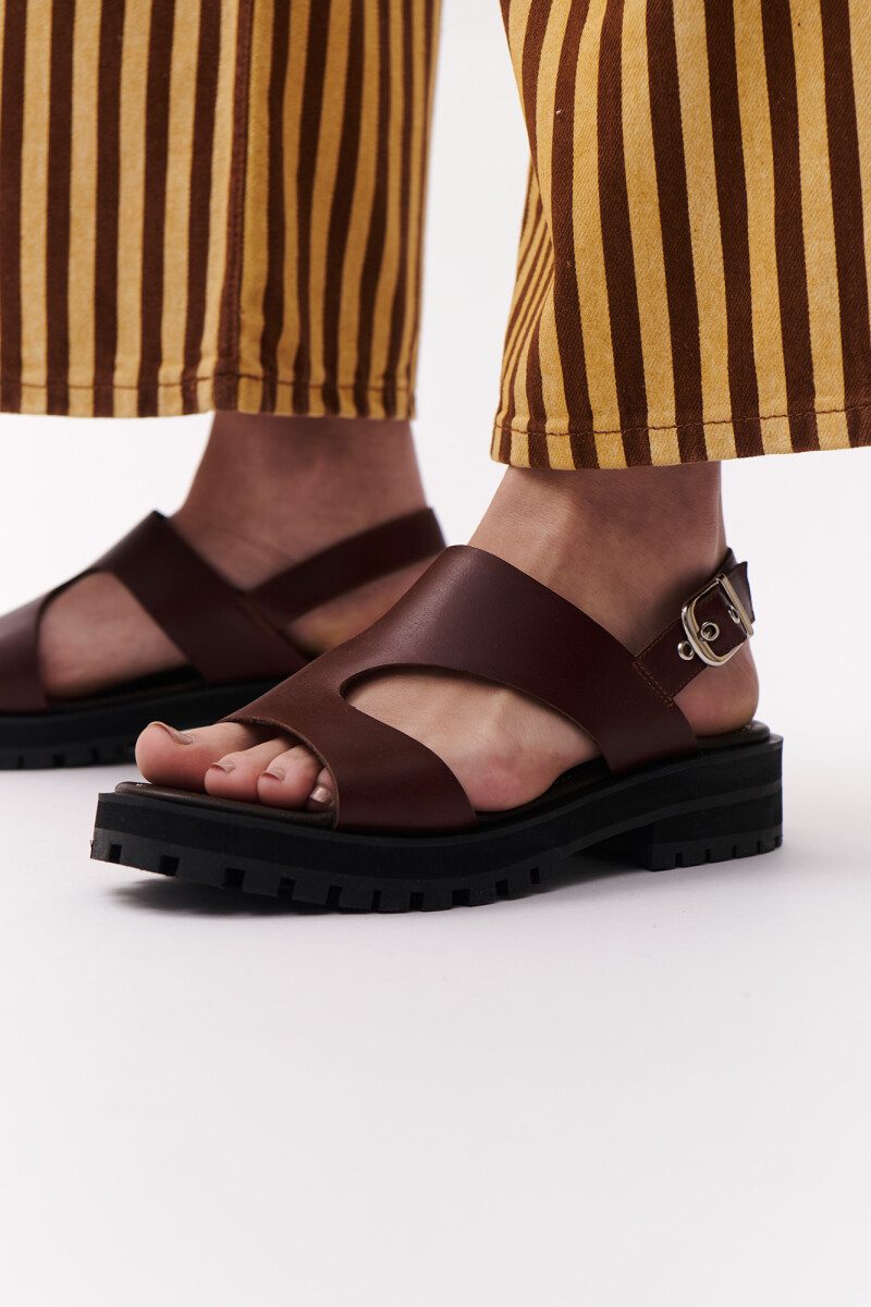 Sandalia Sol Marron