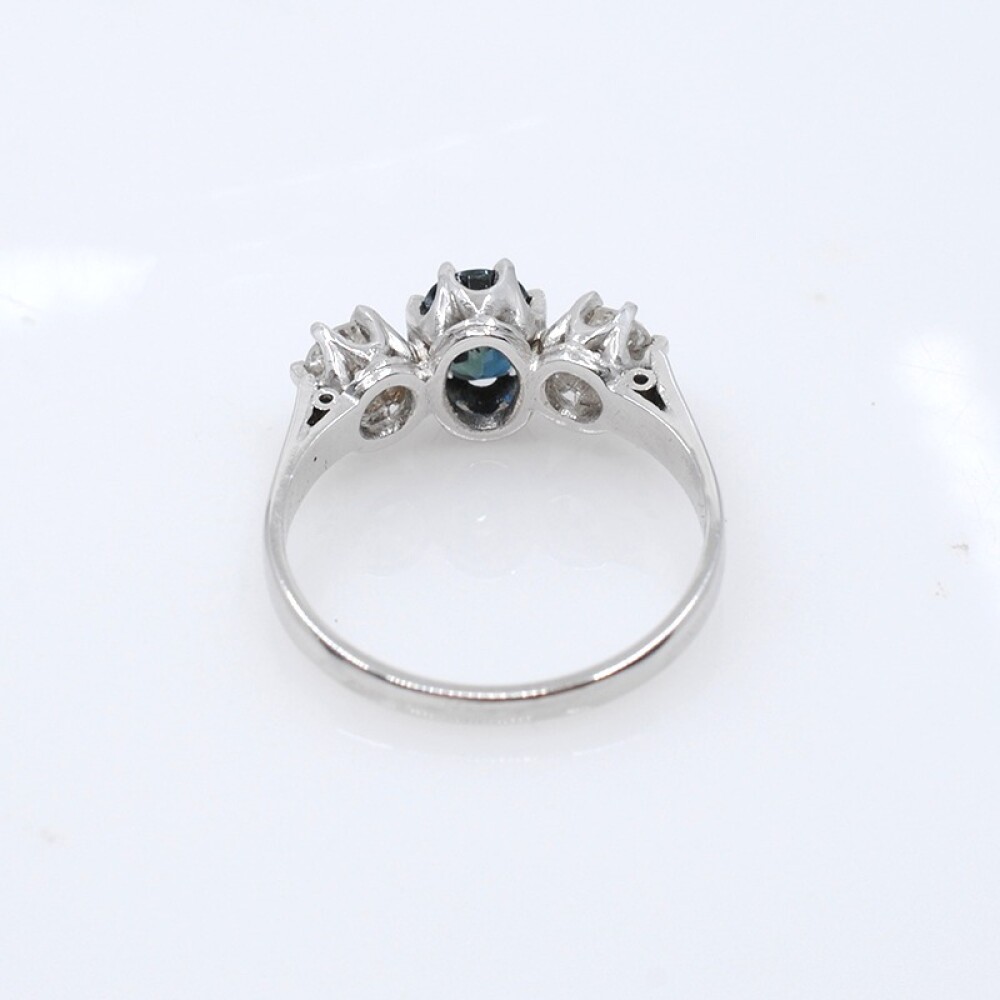 Anillo platino brillantes y zafiro Anillo platino brillantes y zafiro