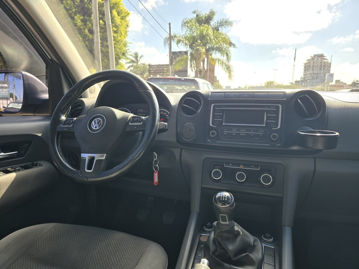 Volkswagen Amarok 2.0 EXCELENTE ESTADO! | Permuta / Financia Volkswagen Amarok 2.0 EXCELENTE ESTADO! | Permuta / Financia