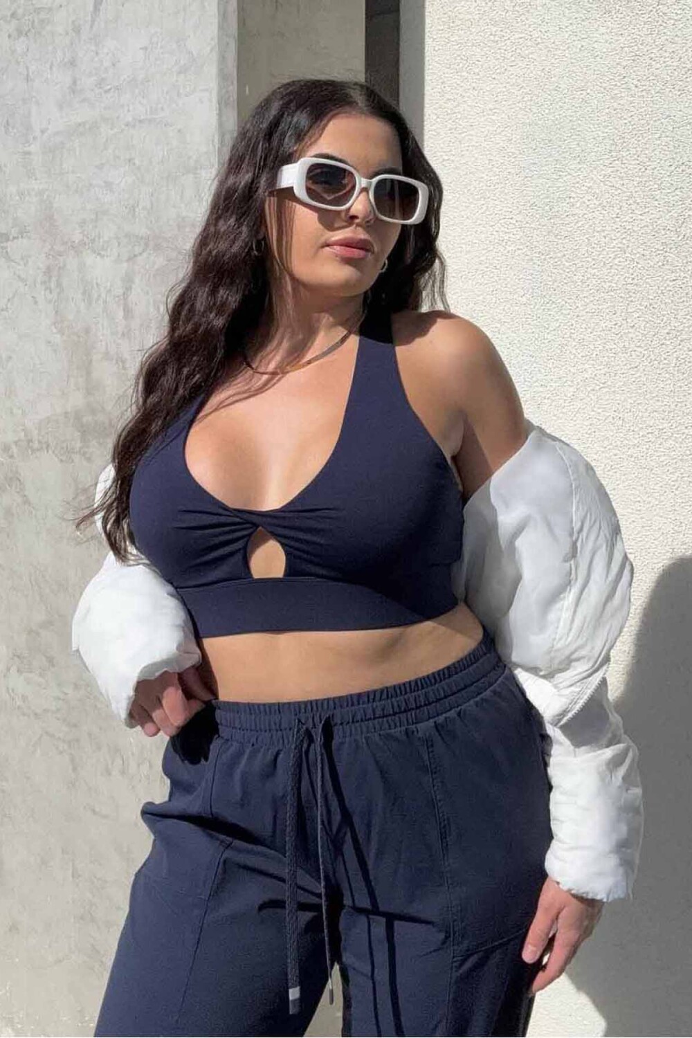 Bra Deportivo Oasis Twist Medium Impact Mujer Deep Navy