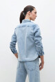 Camisa de jean bicolor jean medio