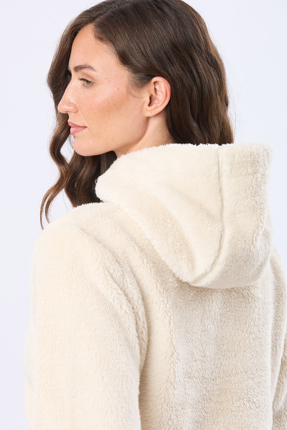 CAMPERA CON CAPUCHA SHERPA Natural