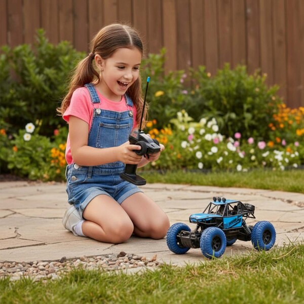 Auto A Control Remoto Todoterreno Motion Climb Recargable Color Celeste