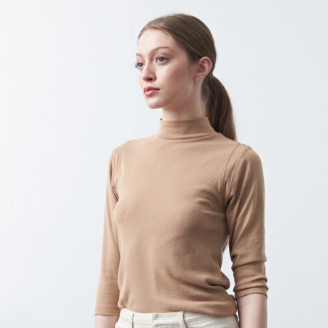 POLERA RULIO Beige Oscuro