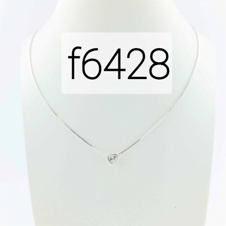 Conjunto de cadena de plata 925 con colgante pasante de circonias, CORAZON. Conjunto de cadena de plata 925 con colgante pasante de circonias, CORAZON.