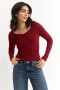 Sweater escote corazón BORDO