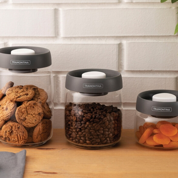 Recipiente 0.8 lt. con tapa al vacio, modelo PUREZZA -TRAMONTINA TF0334