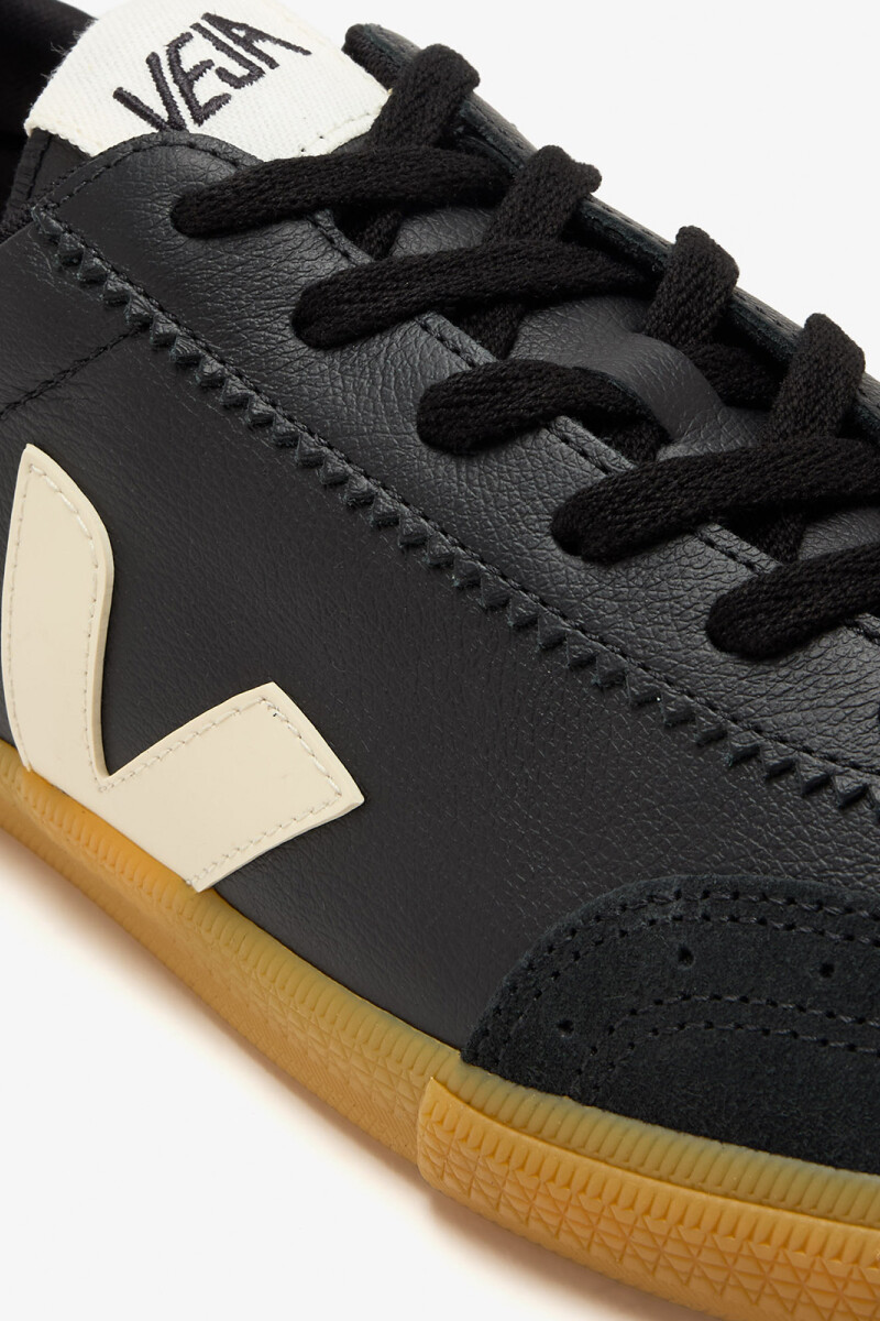 ZAPATILLA VOLLEY O.T Negro