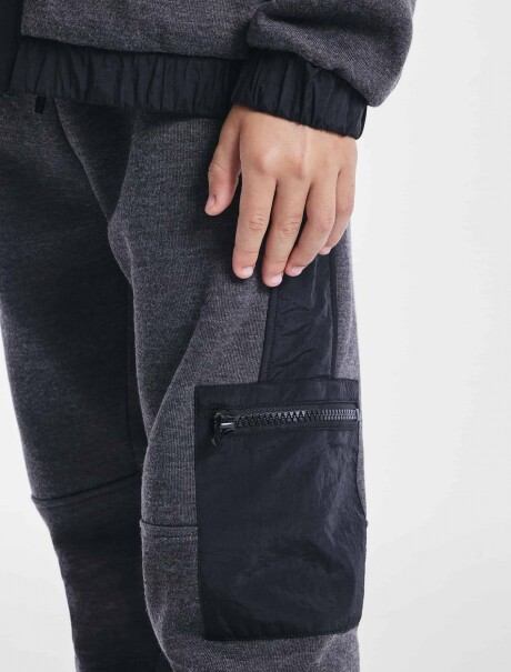 PANTALÓN DE FELPA INFANTIL - GRIS GRIS