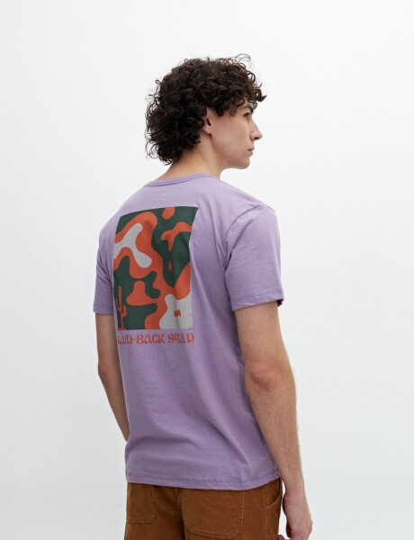 Remera Benedict Violeta