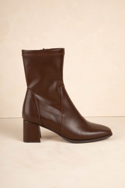 BOTA PIPERS Chocolate