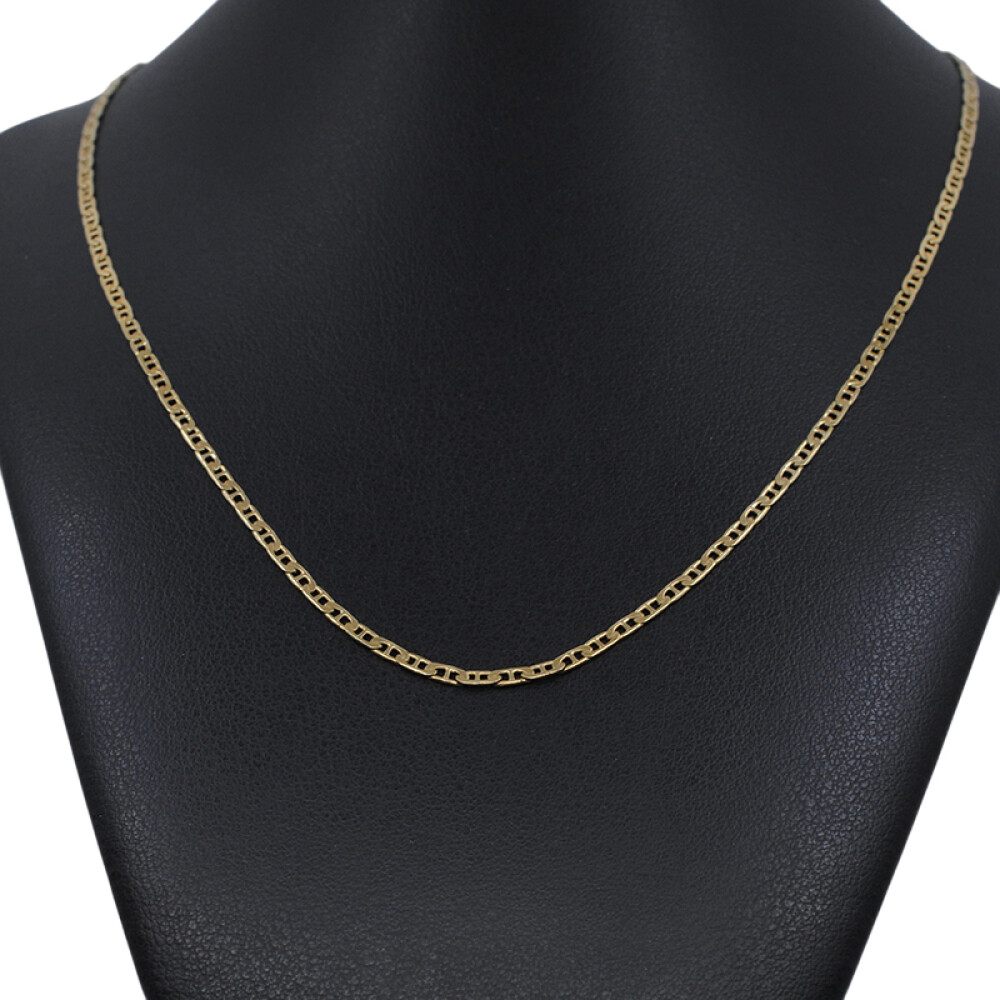 Cadena en oro 18k amarillo. Largo 40 cm Cadena en oro 18k amarillo. Largo 40 cm