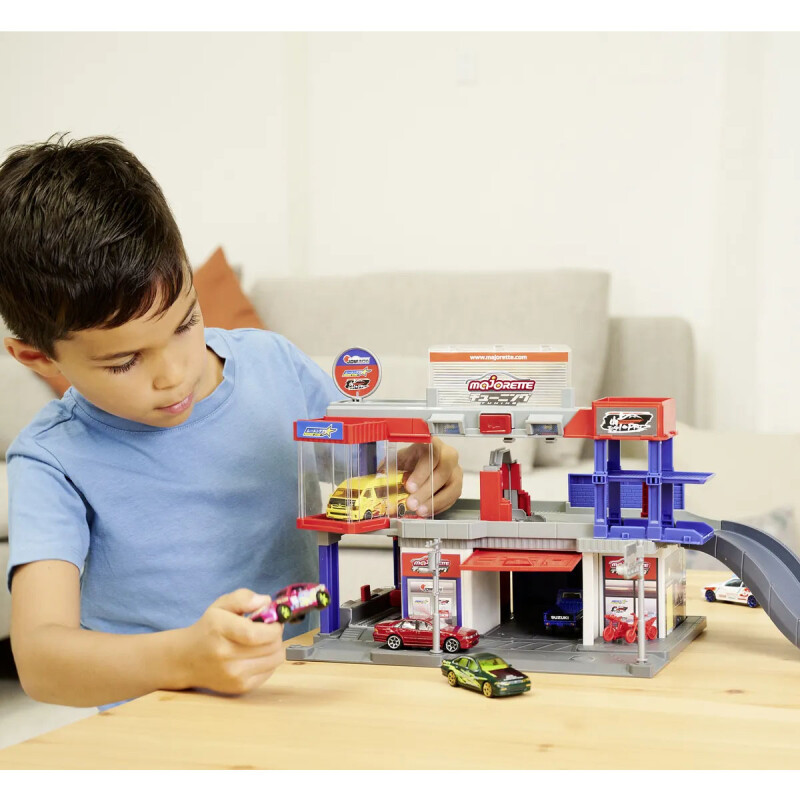 Taller de tuning 2 plantas mas Honda Civic Majorette Taller de tuning 2 plantas mas Honda Civic Majorette