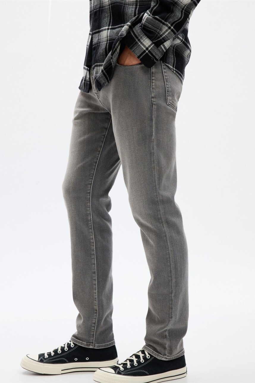 Jean Slim Soft Hombre Grey Wash
