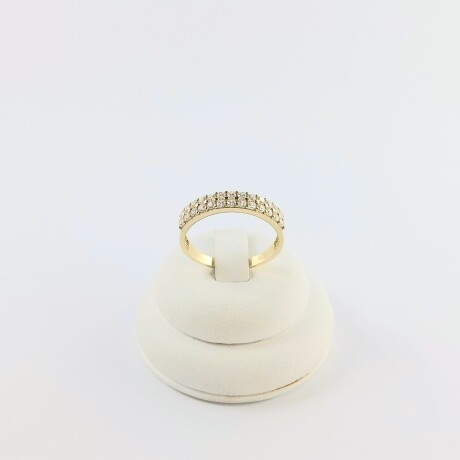 Anillo medio infinito doble con circonias en 4 puntas de oro 9 ktes. Anillo medio infinito doble con circonias en 4 puntas de oro 9 ktes.