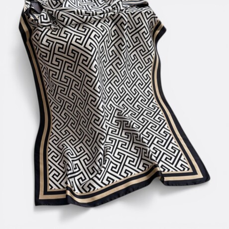 Pañuelo De Seda Grande Modelo 1