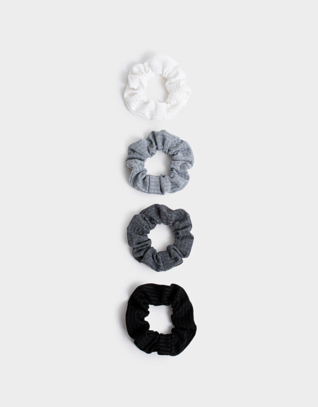 Skunzies Set por 4 Set De Scrunchies - Combinacion Tricolor