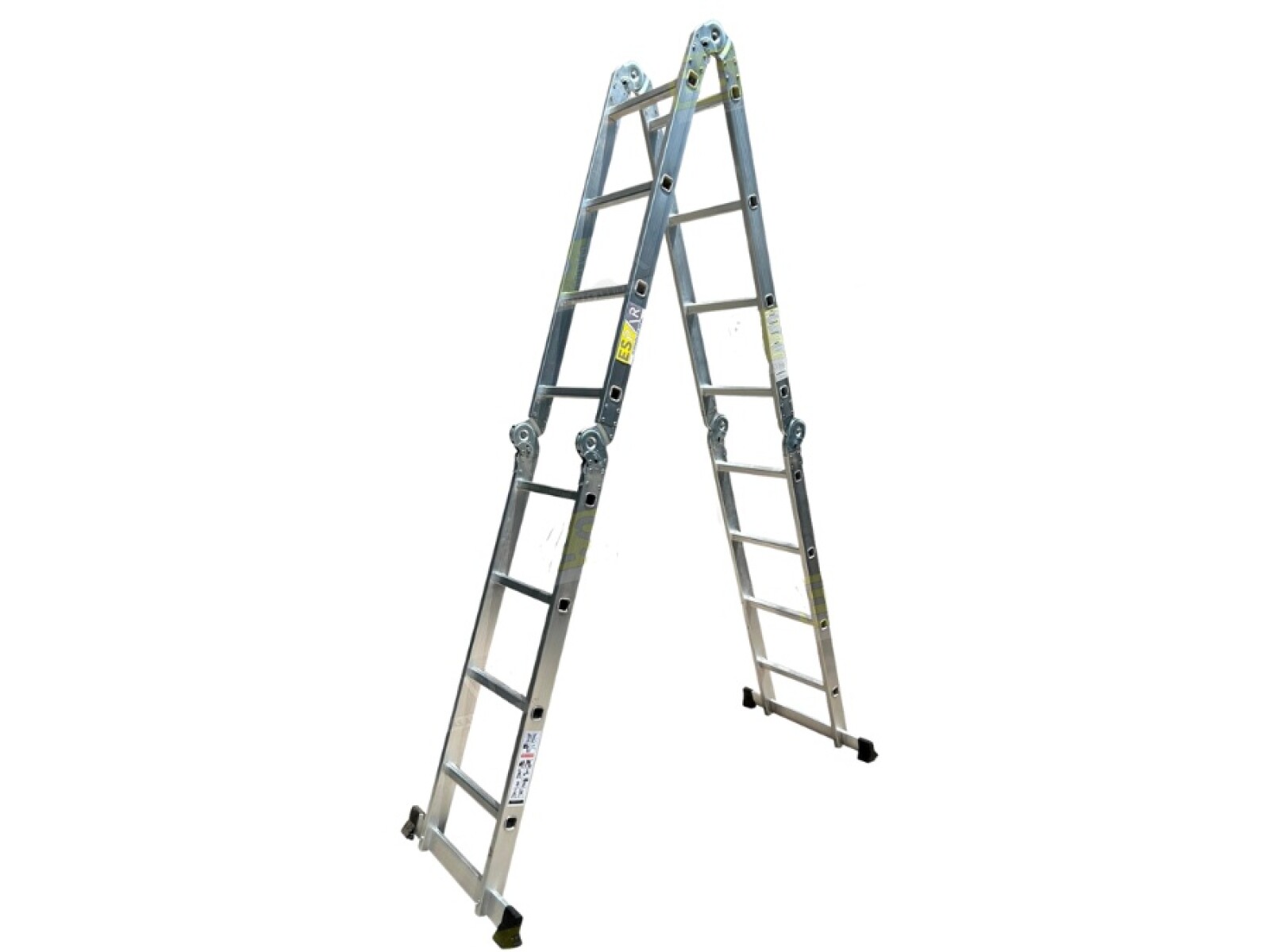 ESCALERA DE ALUMINIO MULTIPROPOSITO 4X4 ESPAR 