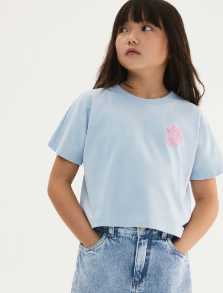CAMISETA INFANTIL MANGA CORTA CON ESTAMPAS CELESTE