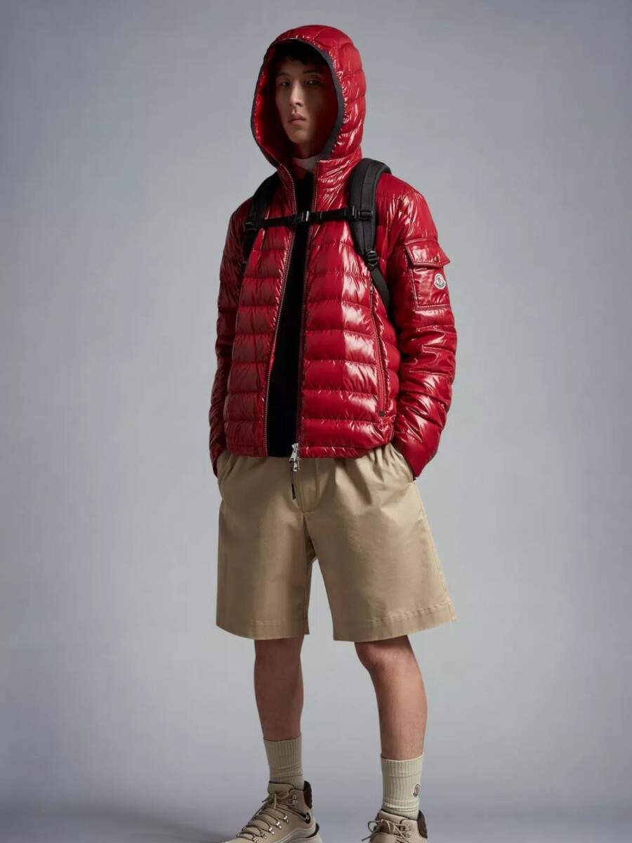 Moncler -Campera de nylon con capucha integrada, Galion - Rojo 