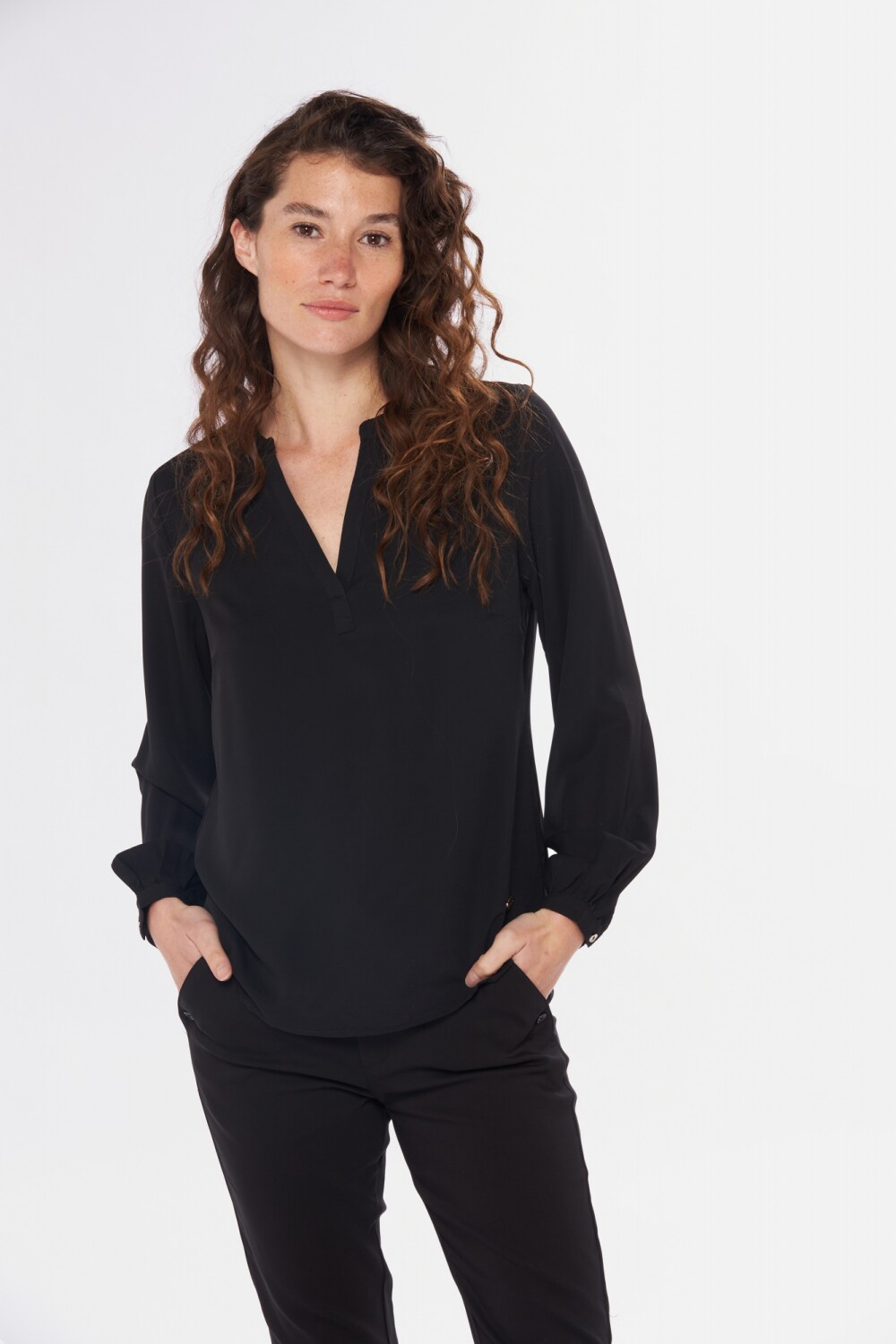 BLUSA MANGA LARGA Negro