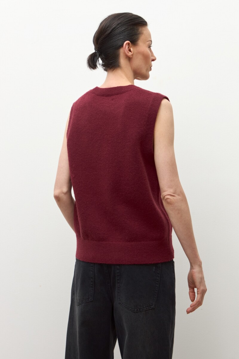 Chaleco tejido bordo