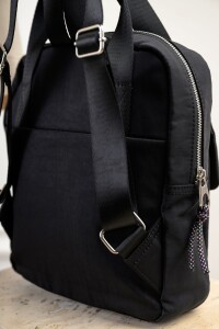 Mochila Negro