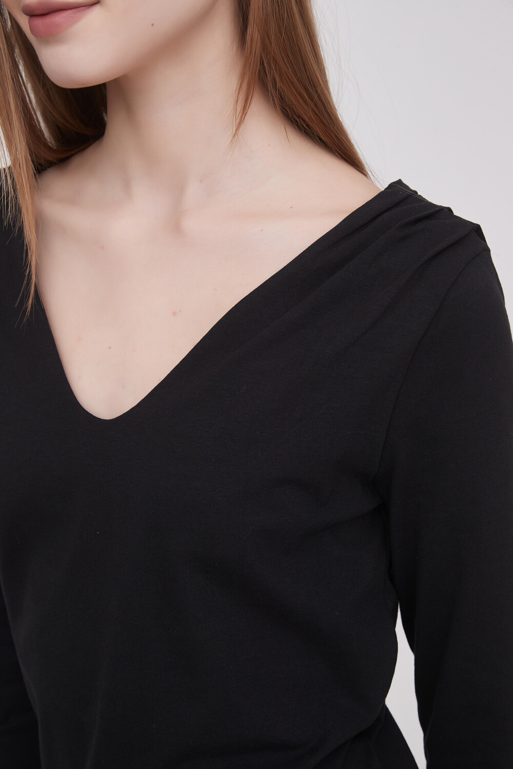 Remera Terana Negro