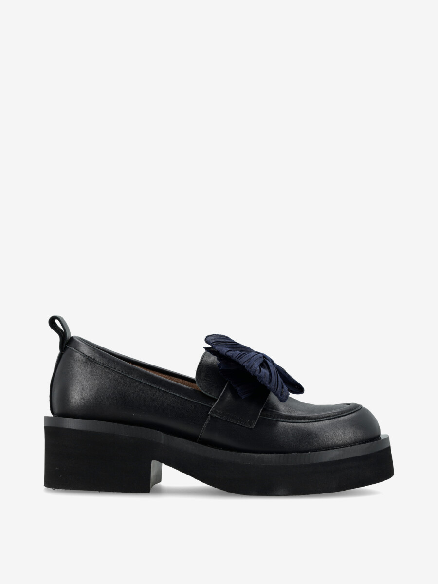 MOCASIN BOW LADY LOAFER 