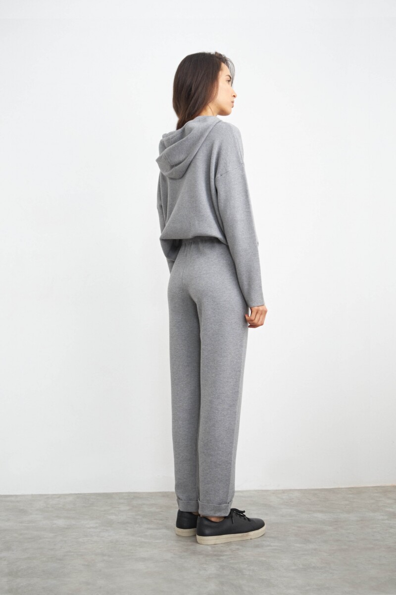 Jogger tejido gris melange