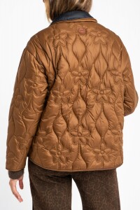 Campera Capitoneada Flores Chocolate