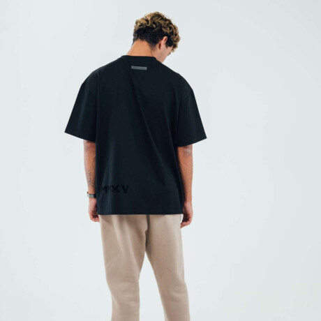 Remera KicksLab de Hombre Negro