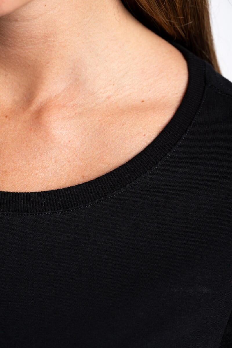 Remera Manga 3/4 Algodón Elastano Negro