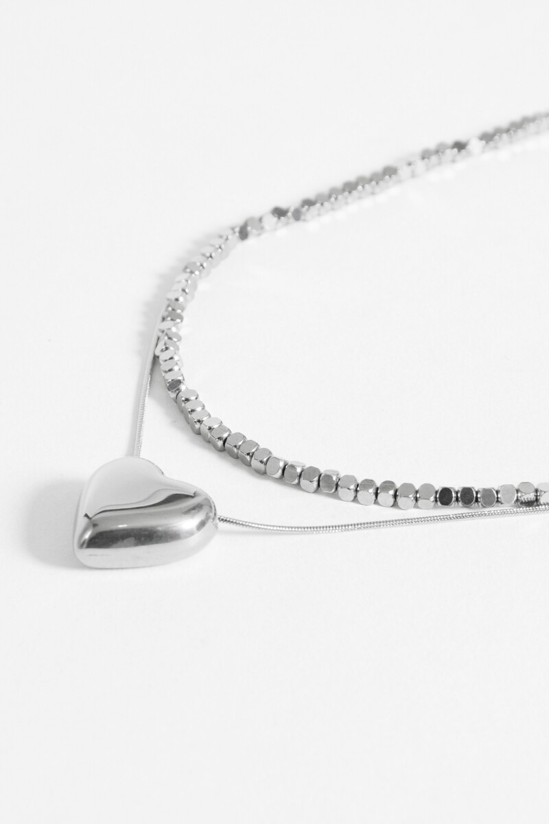 Collar doble dije corazón plateado