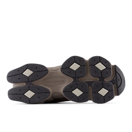 Championes New Balance Unisex - 9060 - U9060493 BROWN