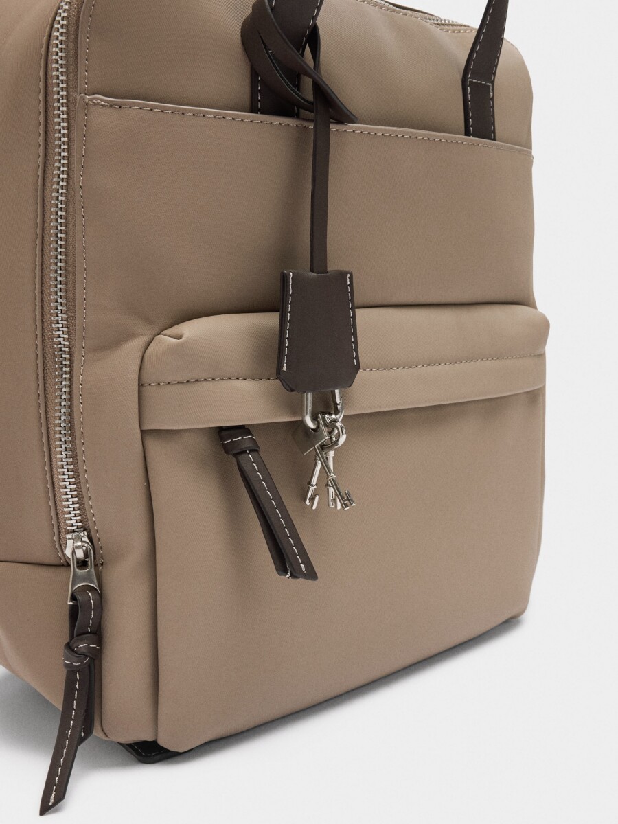 Mochila Efecto De Nylon taupe