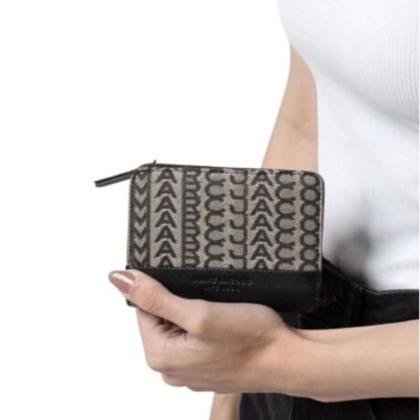 Marc Jacobs - Billetera compacta con monograma 0