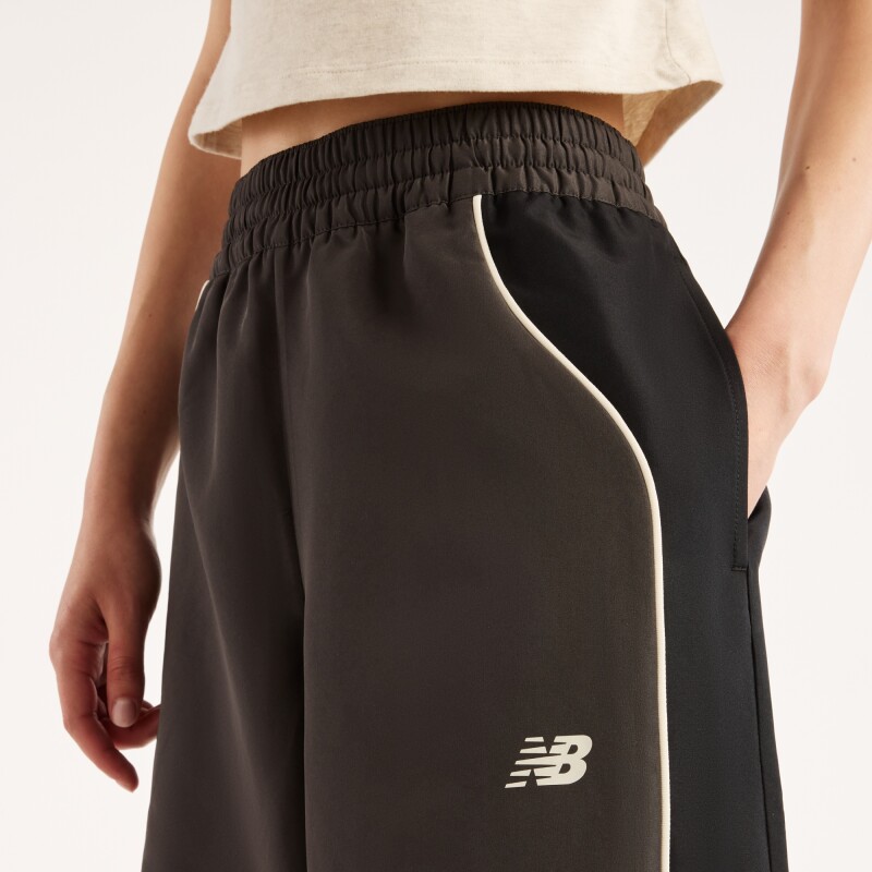 Short New Balance de Dama - Trackside - WB62O9UFBLK DARK GREY