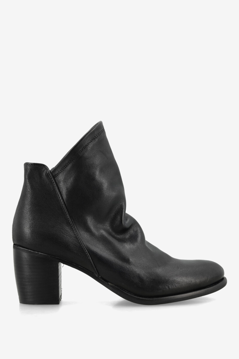 Botin cato Negro