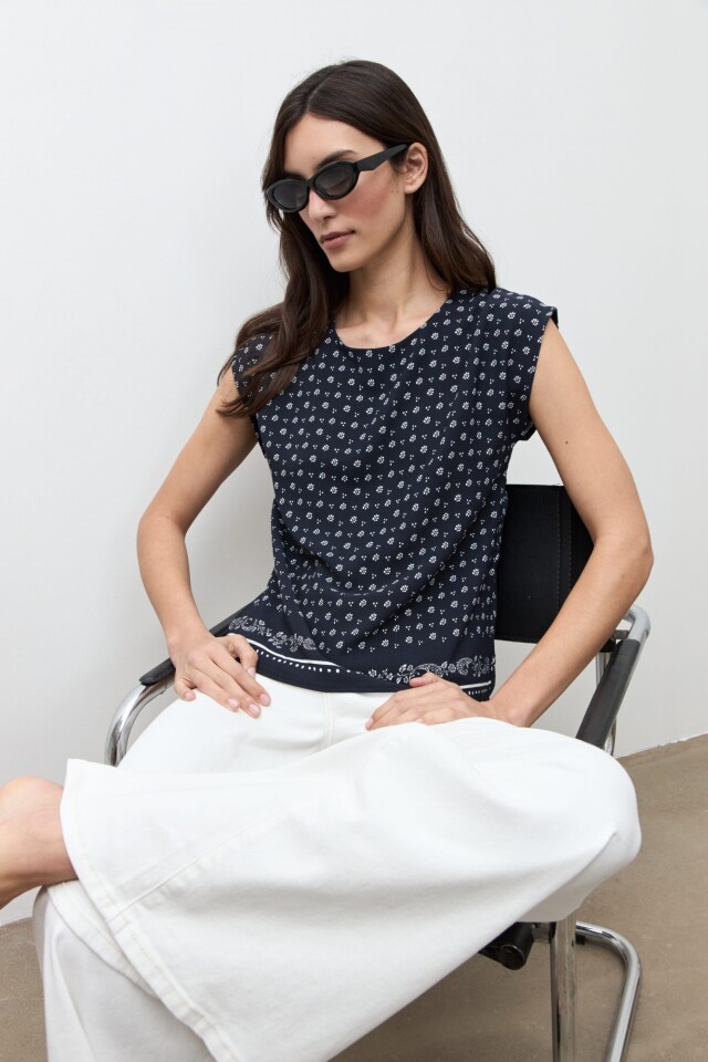 Blusa estampa Paisley azul marino
